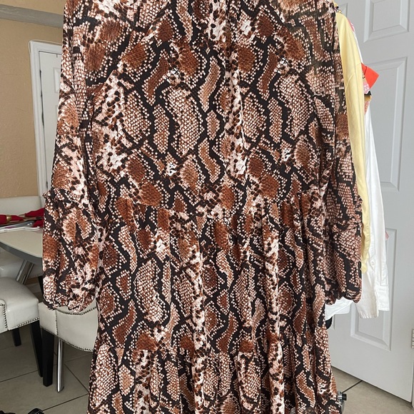 Express Brown and Black Snake Print Long Sleeve Dress - Picture 11 of 11